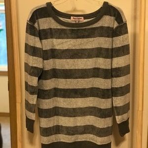 Juicy Couture sweatshirt/sweater